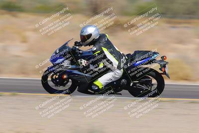 media/Oct-09-2022-SoCal Trackdays (Sun) [[95640aeeb6]]/Turn 15 Inside Distant Pans (1145am)/